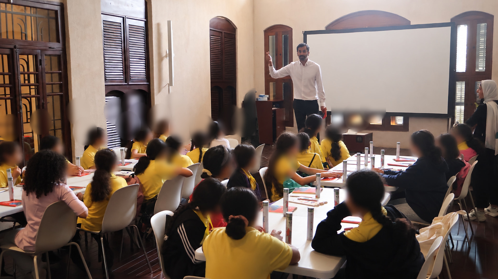 KalimaCreate founder guiding children through a storytelling workshop at the Red Sea Museum